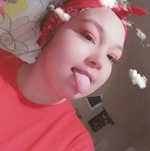 Meet your Posher, Vallery